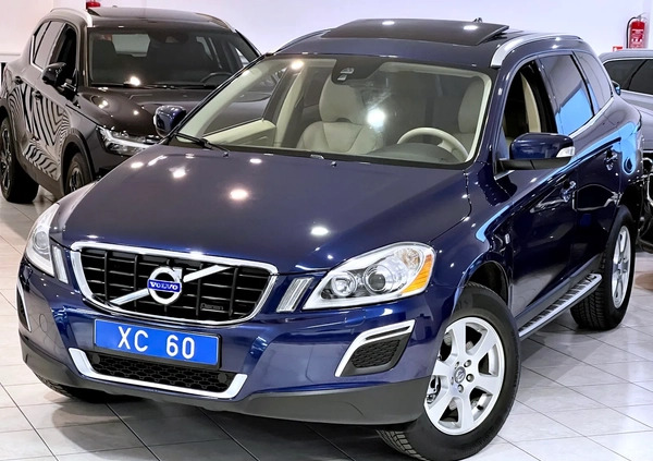 Volvo XC 60 cena 79000 przebieg: 214700, rok produkcji 2013 z Nowe Miasto nad Pilicą małe 379